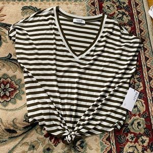 Bailey 44 Large TShirt NWT Brown & White stripe